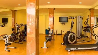 Marques Universal Hotel