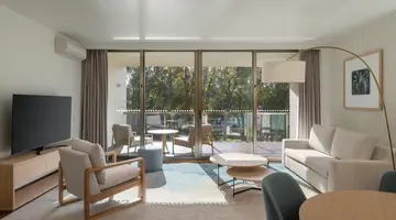 Marriott Residences Salgados Resort