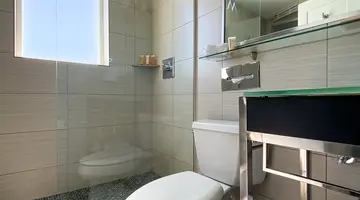 Marseilles Beachfront Hotel