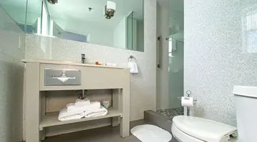 Marseilles Beachfront Hotel