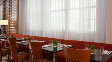 Marseilles Beachfront Hotel