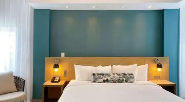 Marseilles Beachfront Hotel
