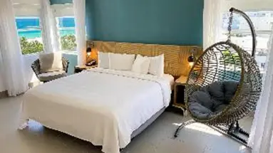 Marseilles Beachfront Hotel