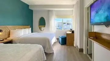 Marseilles Beachfront Hotel