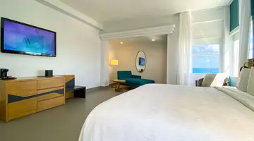 Marseilles Beachfront Hotel