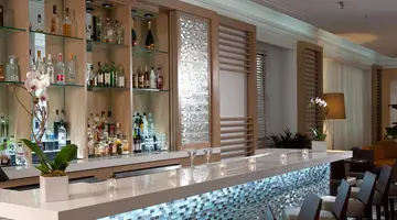 Marseilles Beachfront Hotel