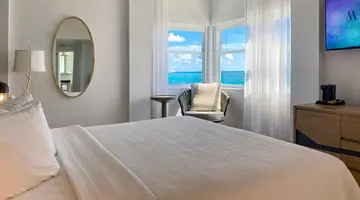 Marseilles Beachfront Hotel