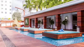 Marseilles Hotel
