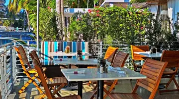 Marseilles Hotel
