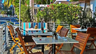 Marseilles Hotel