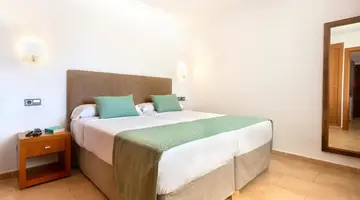MarSenses Ferrera Blanca Hotel Family