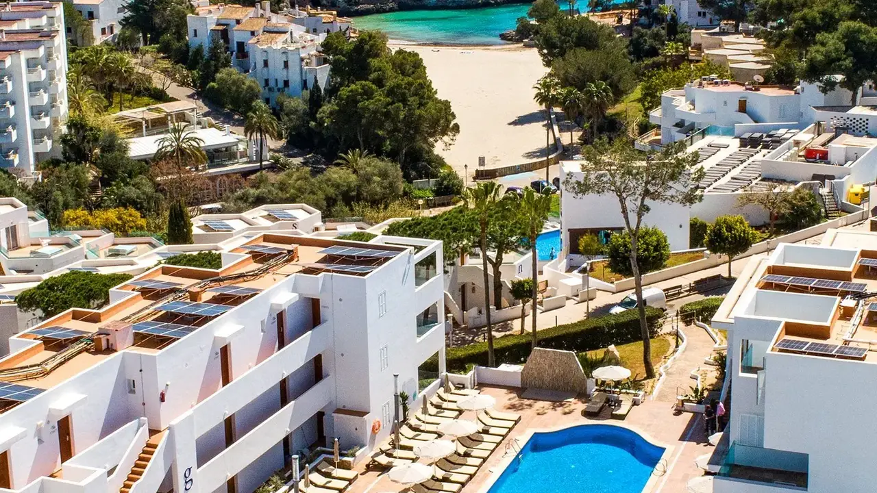 Marsenses Ferrera Blanca Hotel Family