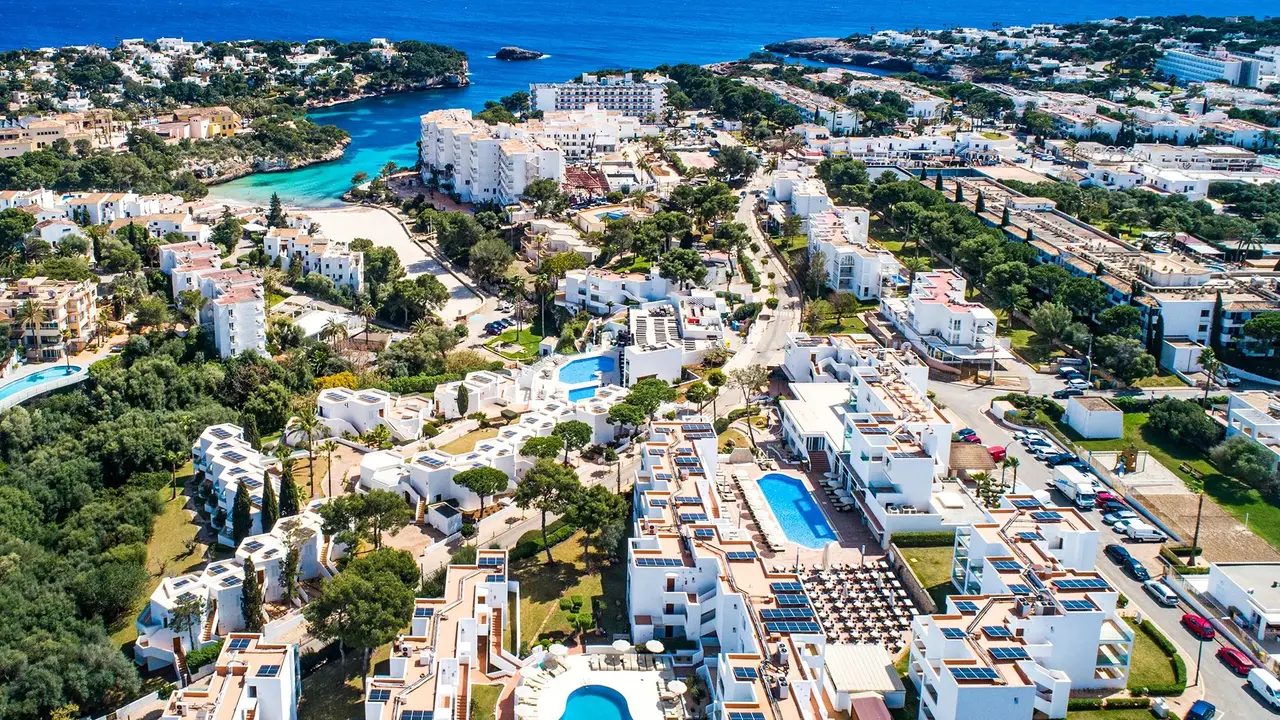 Marsenses Ferrera Blanca Hotel Family