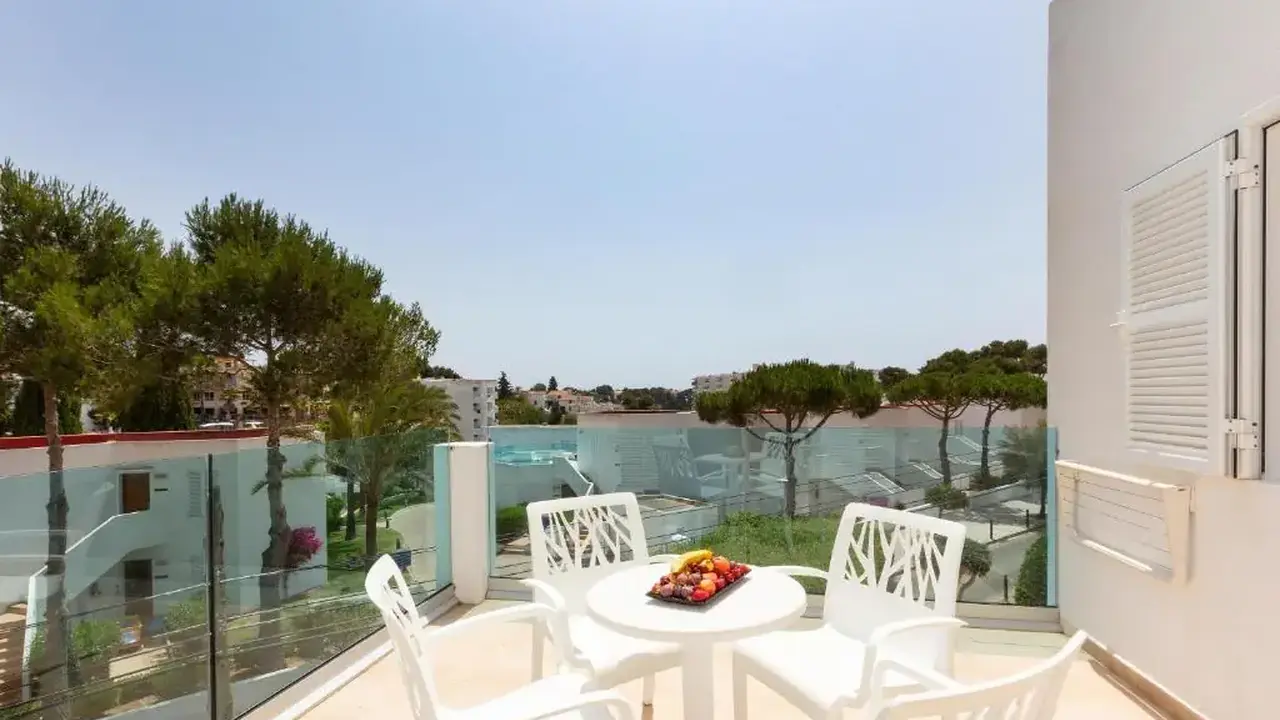 MarSenses Ferrera Blanca Hotel Family