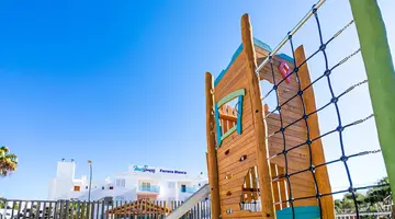 Marsenses Ferrera Blanca Hotel Family