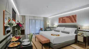 MARTI MYRA