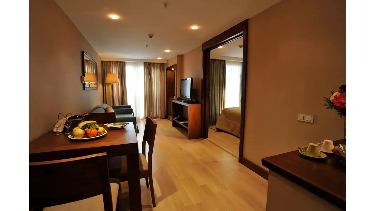 MARTI RESORT DELUXE