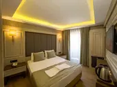 MARTINENZ OTEL