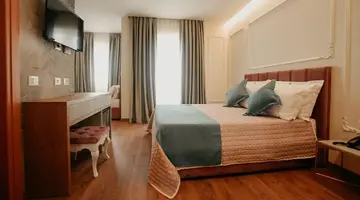 Martiness Hotel