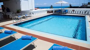 Maru Maru Hotel