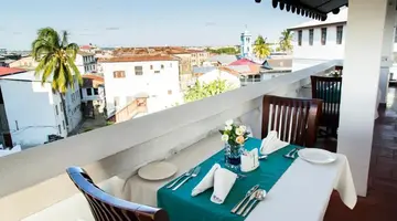 Maru Maru Hotel