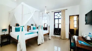 Maru Maru Hotel