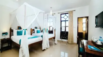 Maru Maru Hotel