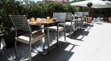 Marvie Hotel & Health