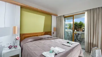 Mary Hotel and Mary Royal Suites