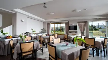 MARY HOTEL APARTMENTS & MARY ROYAL