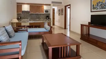 Marylanza Suites & Spa