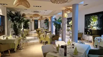 Marylanza Suites & Spa
