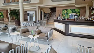 MARYLANZA SUITES & SPA