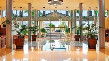 MARYLANZA SUITES & SPA