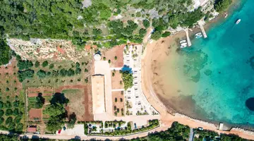 Maslina Resort