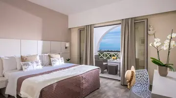 MATHEO HOTEL VILLAS & SUITES