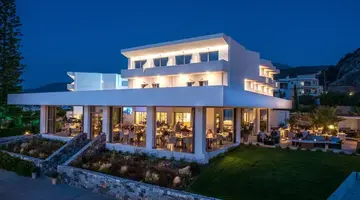 MATHEO HOTEL VILLAS & SUITES