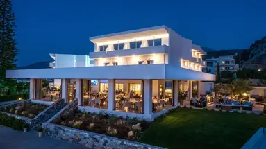 MATHEO HOTEL VILLAS & SUITES