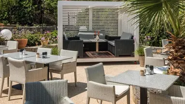 MATHEO VILLAS & SUITES
