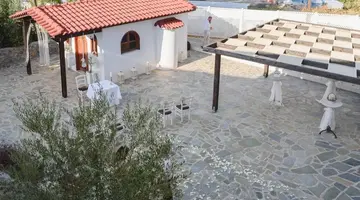 Matina Pefkos Aparthotel