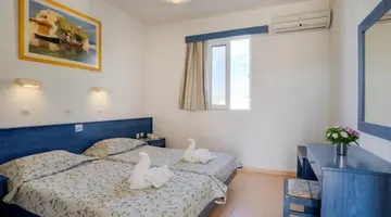 Matina Pefkos Aparthotel