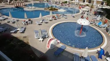 Matina Pefkos Aparthotel