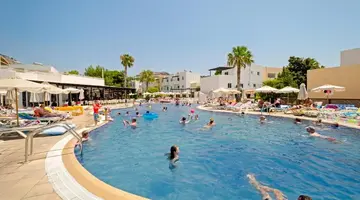 Matina Pefkos Aparthotel