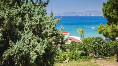 Matina Pefkos Aparthotel