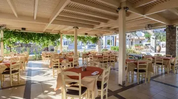 Matina Pefkos Aparthotel