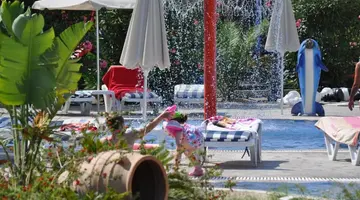 Matina Pefkos Aparthotel