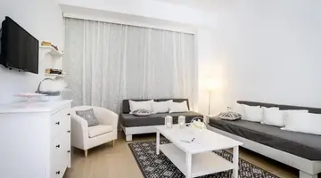 Matina Pefkos Aparthotel