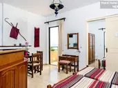 Matzi Studios and Apartments
