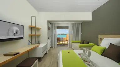 MAURICIA BEACHCOMBER RESORT & SPA