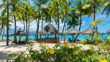 MAURICIA BEACHCOMBER RESORT & SPA